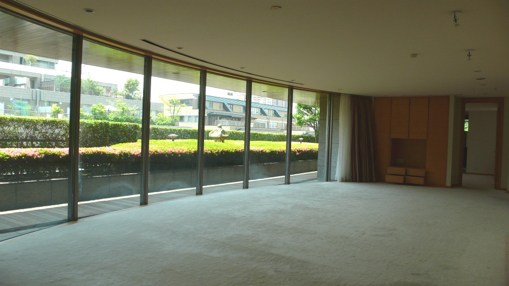 Mayfair Roppongi Luxury Apartment for Rent in Minatoku, Tokyo